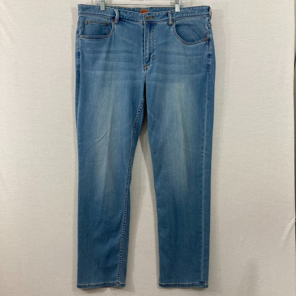Tommy Bahama Men's size 40 x 32 Blue Soft Comfy Slim Leg Jeans